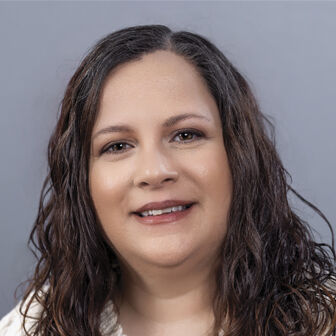 Headshot of Heather Davis, CNP
