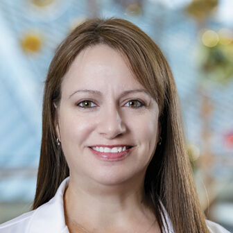 Headshot of Tera Shaw, CNP