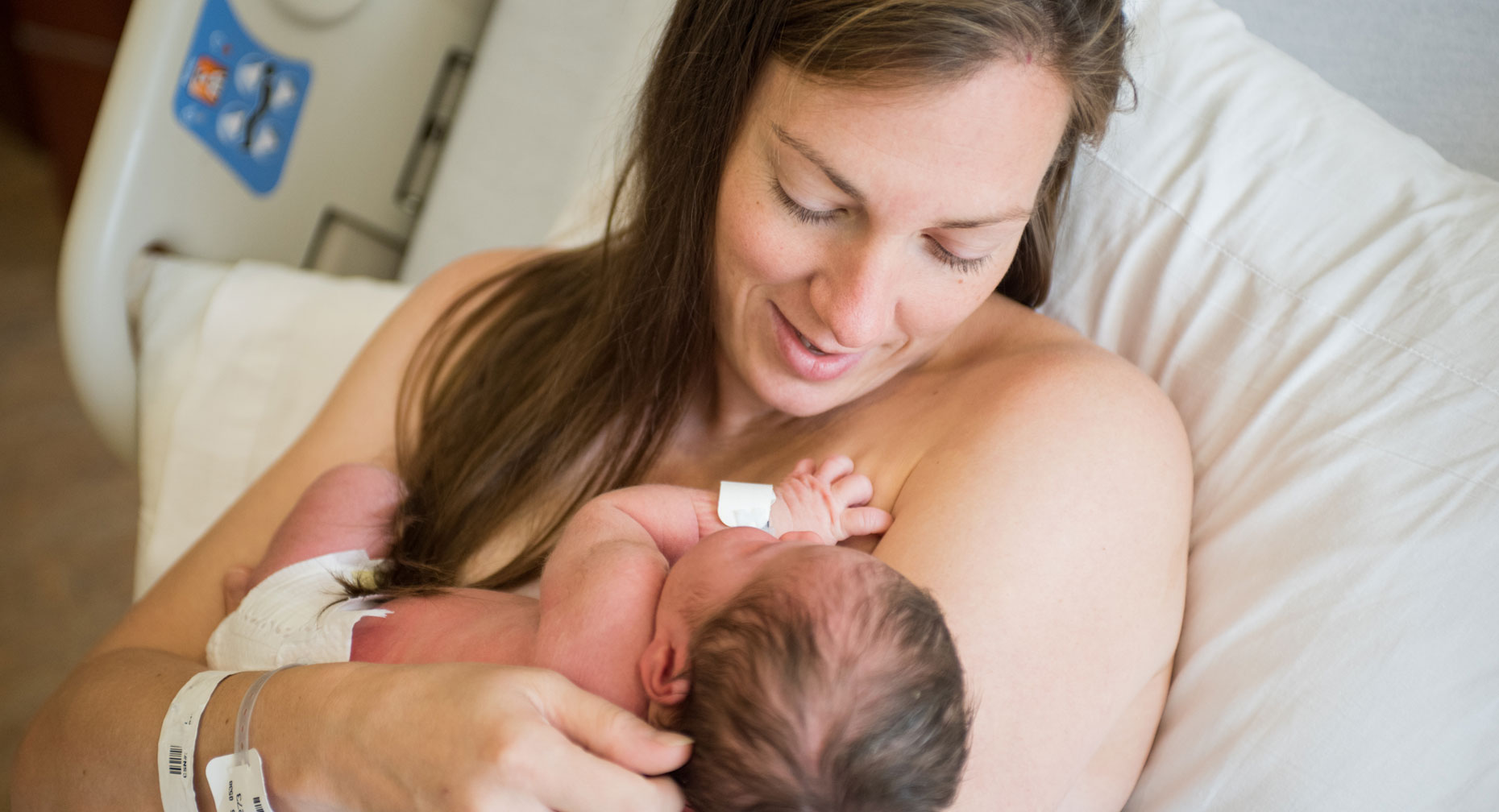 Skin-to-Skin Contact: Bond With Your Newborn Skin-to-Skin Contact: Bond With Your Newborn